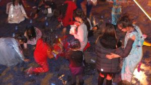 Kinder-Fasnet 2018 - Konfetti: alles am Boden