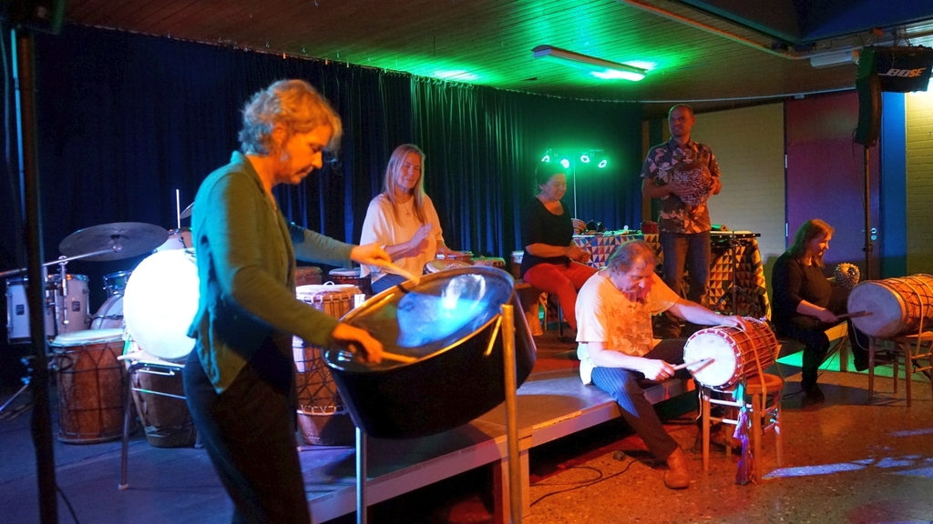 Buschorchester - Auftritt im Haus der Begegnung